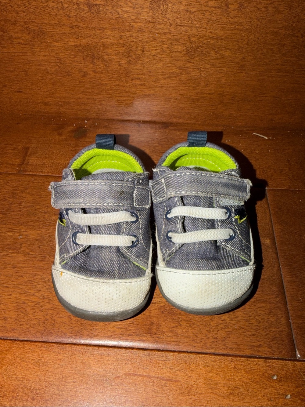 See Kai Run First Walker Canvas Sneakers in Gray